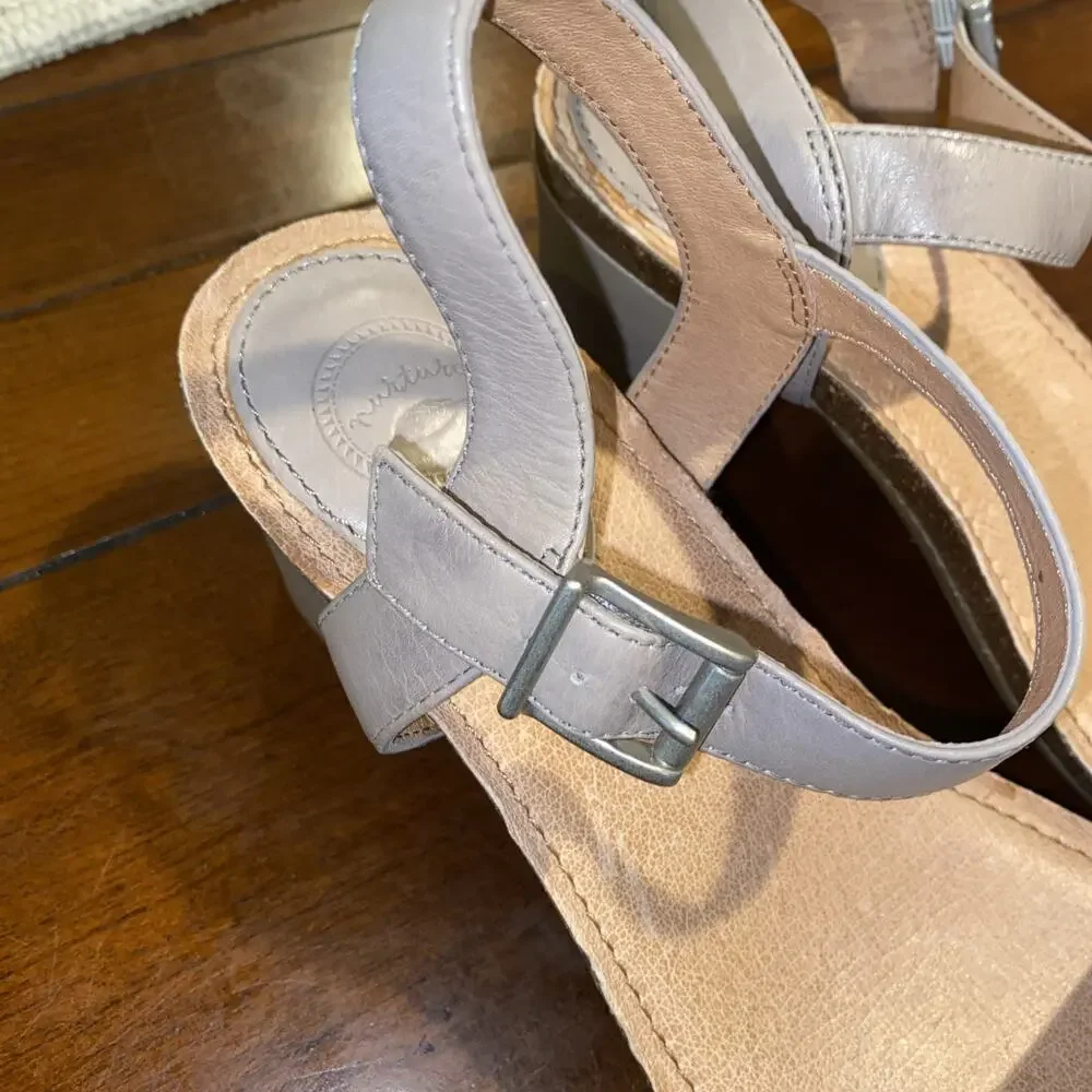 Nurture Taupe Leather Sandals Comfort Ankle Strap 3” Block Heel Weaved Design 10